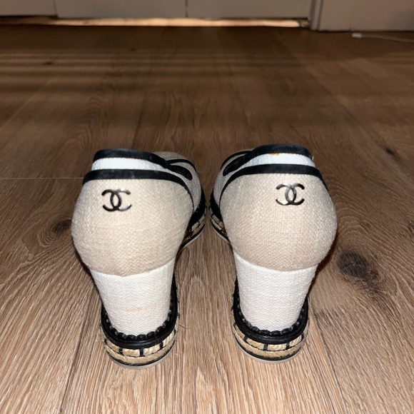 Chanel grey espadrilles wedges - Picture 3 of 5